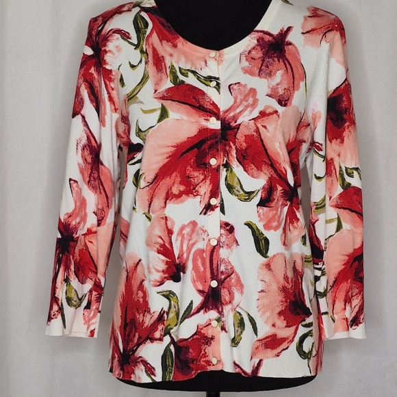 White House Black Market Sweaters - White House Black Market Floral Snap-Front 3/4 Sleeve Cardigan Sweater Size L